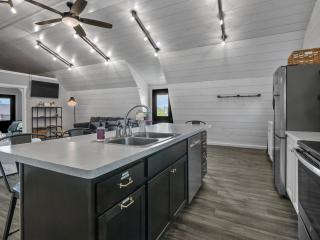 The Barn at Sharp Run-Modern Barn in the heart of Amish Country - Millersburg - 5