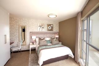 The Palace All-Suite 3 Bedroom Penthouse 2201 by First Private Stays - Durban - 5