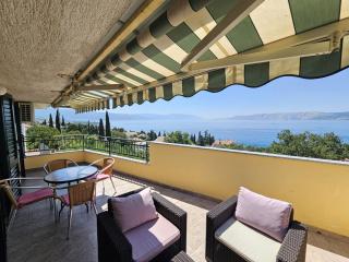 BLAZ 3 - Apartment 5 pax, terrace with sea view, 150 m from the beach - Novi Vinodolski - 7
