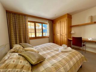 Marvelous Luxurious Furnished Flat with Outstanding Views - Rougemont - 4