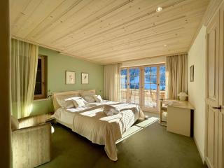 Marvelous Luxurious Furnished Flat with Outstanding Views - Rougemont - 1