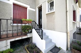 A cozy hideaway just 20 minutes from Paris - 1