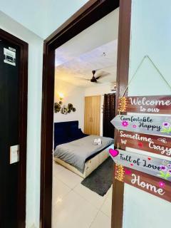 1Bhk Studio Apartment in Sector 168 - Noida - 5