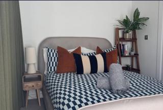 Luxury Apartment With Free Parking - Manchester - 4