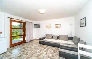1 Bedroom Lovely Home In Duga Resa - Duga Resa - 9