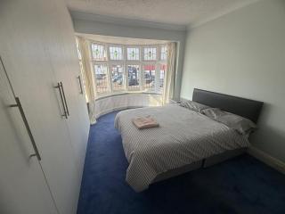 Gordon Avenue Guest House HA7 London - Busheyheath - 8