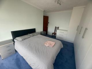 Gordon Avenue Guest House HA7 London - Busheyheath - 3