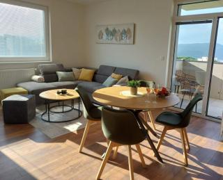 PB Comfort Stay - 2Bedrooms & Free Parking - Považská Bystrica - 2