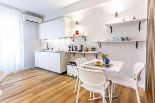 Kucuncy Luxury Apartment - Centro Storico di Lipari - 2 Camere, 2 Bagni - 5