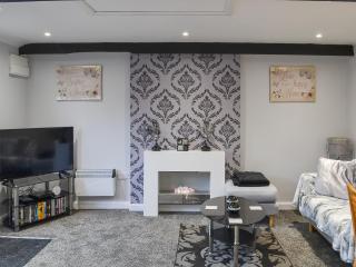 Just Janes Hangout - Miningsby - 1