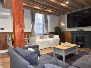 Spacious 2 Bedroom Flat near Hyde Park by BeiRoom - Londra - 6