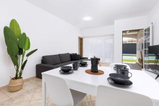 Home2Book Luxury Villa Escape, Private Pool & BBQ - Antigua - 9