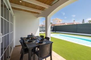 Home2Book Luxury Villa Escape, Private Pool & BBQ - Antigua - 7