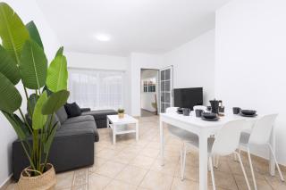 Home2Book Luxury Villa Escape, Private Pool & BBQ - Antigua - 2