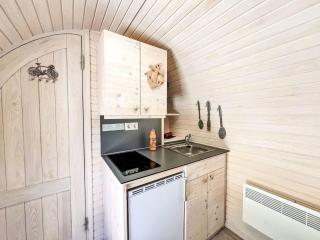 Holiday Home Tiny Haus Vierseenblick Nummer 2 by Interhome - 3