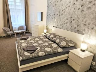 Apartment Old Town home-7 by Interhome - Prag - 0