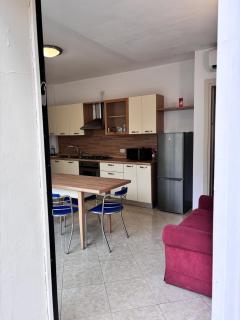 3 min to Beach Apartment with Patio AC - Il Lupo Affitta - 8