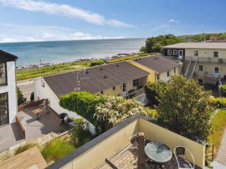 Apartment Ayo - 75m from the sea by Interhome - Allinge - 2