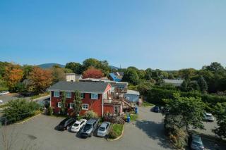 room with shared bathrooms 883 Shefford - Bromont - 1