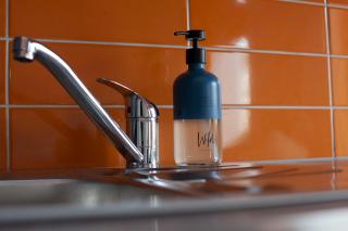 Modern Aparthotel by Principality Stadium - 6