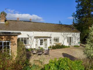 Coachmans Close - Milverton - 0