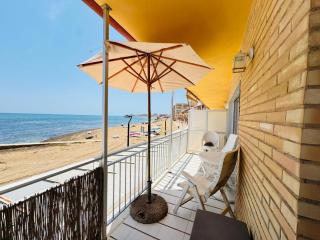 Beachfront apartment - La Mata - 9