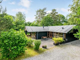 Holiday Home Rosaline - 500m from the sea by Interhome - Grenå - 0