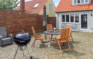 Nice Home In Rønne With Wifi - Rønne - 2