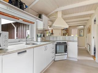 Holiday Home Hennrik - 240m from the sea by Interhome - Tranekær - 2
