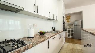 MoHost Blue - Sophisticated Retreat with Views - 5