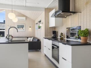 Holiday Home Herwarth - 400m from the sea by Interhome - Sæby - 9