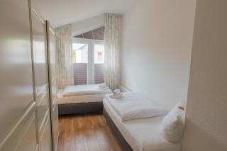 Boardinghouse - 3