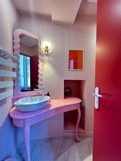 LE LOVE-ROOM, Jacuzzi, Hyper-centre - Mâcon - 8