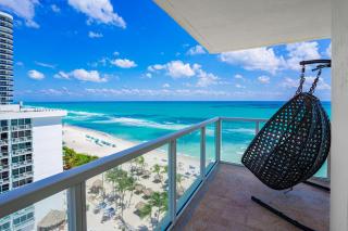 Pierfront Escape - Sunny Isles Beach - 1