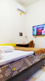 KB HOMESTAY Mongkonai - - 8