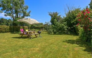 Holiday Home In Montsernelle - 9