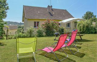 Holiday Home In Montsernelle - 4