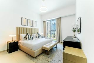 FAM Living Act Two 1BR Walk to Burj & Dubai Mall - 9