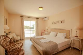 FLH Quinta do Lago Retreat with Terrace & Pool - Almancil - 7