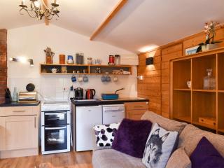 Oakwell Lodge - Rainham - 7