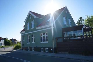 Holiday Home With Billiards, Garden, Great Spot - Grenå - 0