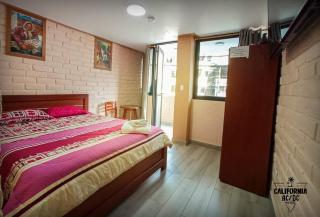 Hostal California AC-DC - Baños - 0