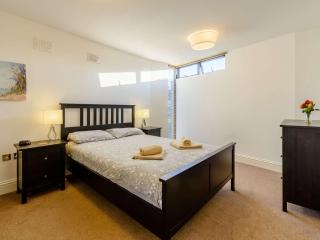 3 bed property in Eastbourne EHC11 - Eastbourne - 6