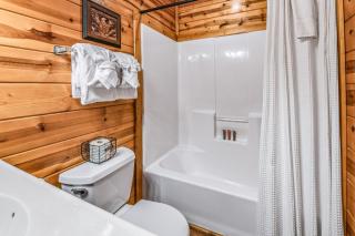 Grand Mountain View Lodge By Ghosal Luxury Lodging - Sevierville - 8