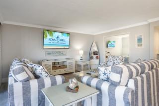 Soak in stunning Gulf views from Sundial N301, a stylishly updated third-floor condo on Sanibel - Sanibel - 8