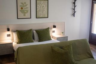 Le Calle Holiday Apartments - 2