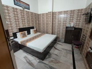 HOTEl SARWAN - Agra - 8