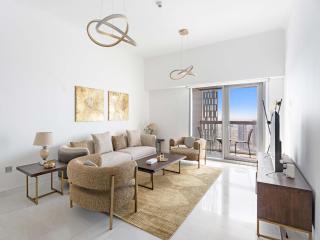 Elegant 1BR with Breathtaking Sea Views -Cayan Tower, Unit 48 - 0