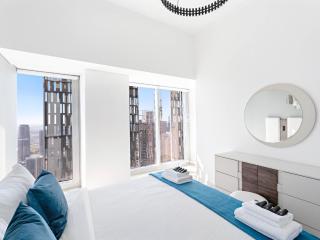 Elegant 1BR with Breathtaking Sea Views -Cayan Tower, Unit 48 - 2