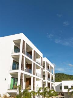 Acqua di Mare Resort - West Bay - 8